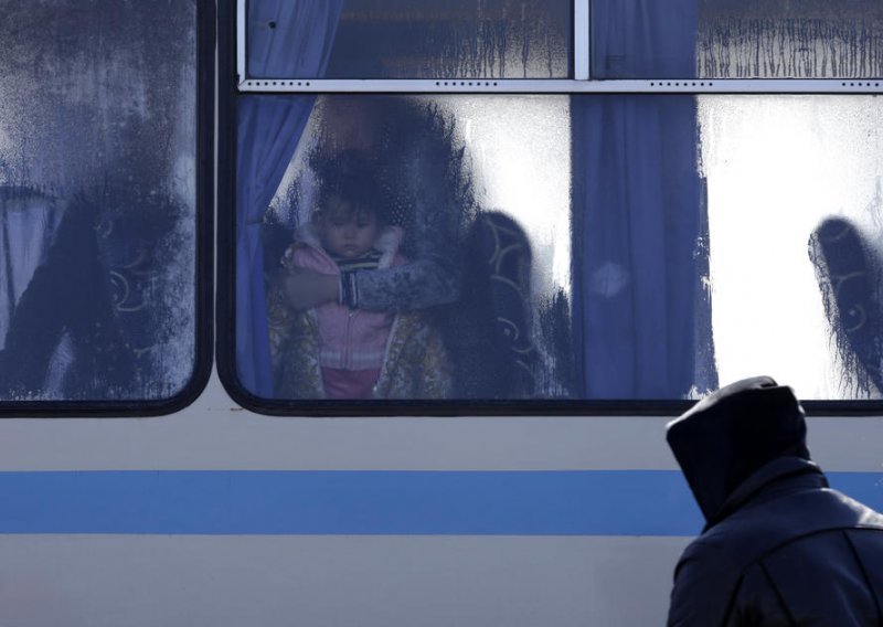 Iz ukrajinskih gradova u subotu evakuirano oko 13 tisuća ljudi