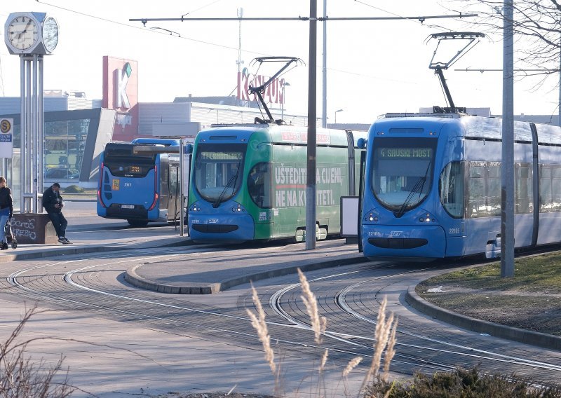 ZET mijenja vozni red, većina tramvaja vozit će rjeđe