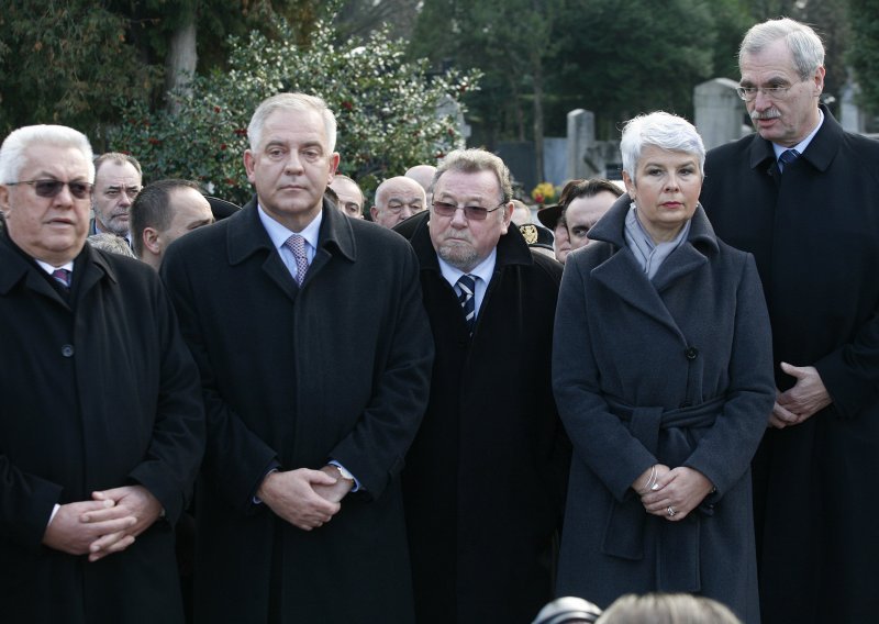 'Sanader je nakon brisanja pokušao doći do Kosor'