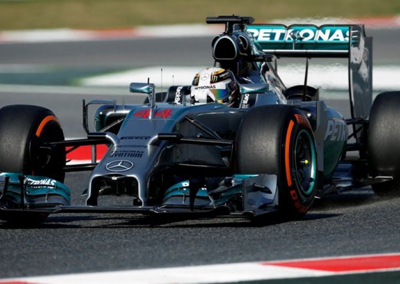 Hamilton sjajan u Barceloni, Mercedes nezadrživ!