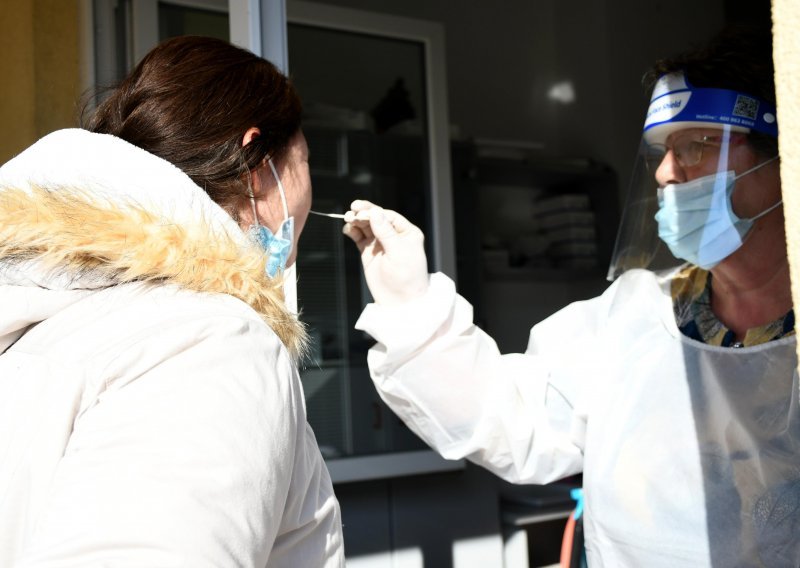 U Hrvatskoj više novozaraženih koronavirusom nego prošle srijede, deset osoba preminulo