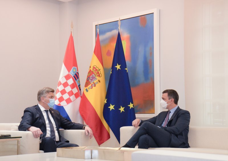 Plenković najavio jačanje suradnje sa Španjolskom