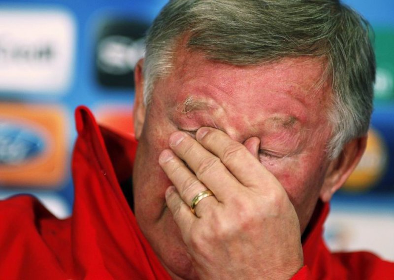 'Redsi' izbacili United iz FA kupa, Sir Alex se pita kako