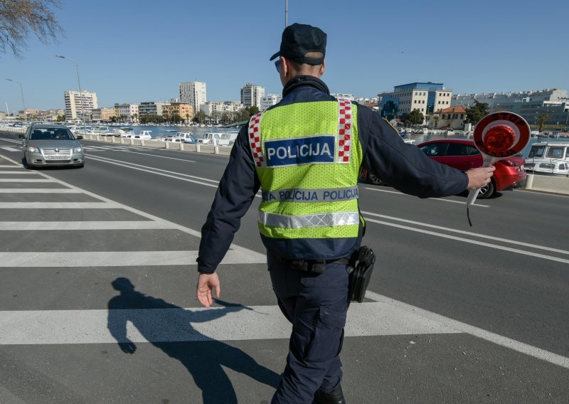 Proteklog vikenda na hrvatskim cestama poginula je jedna osoba