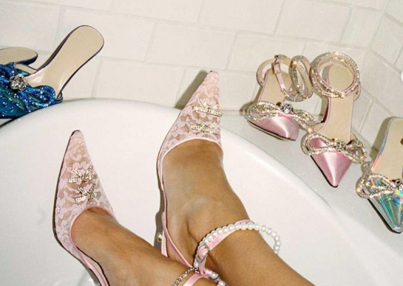 Ove bajkovite cipele neprestano viđamo na Instagramu, a sada su dobile jeftinu verziju