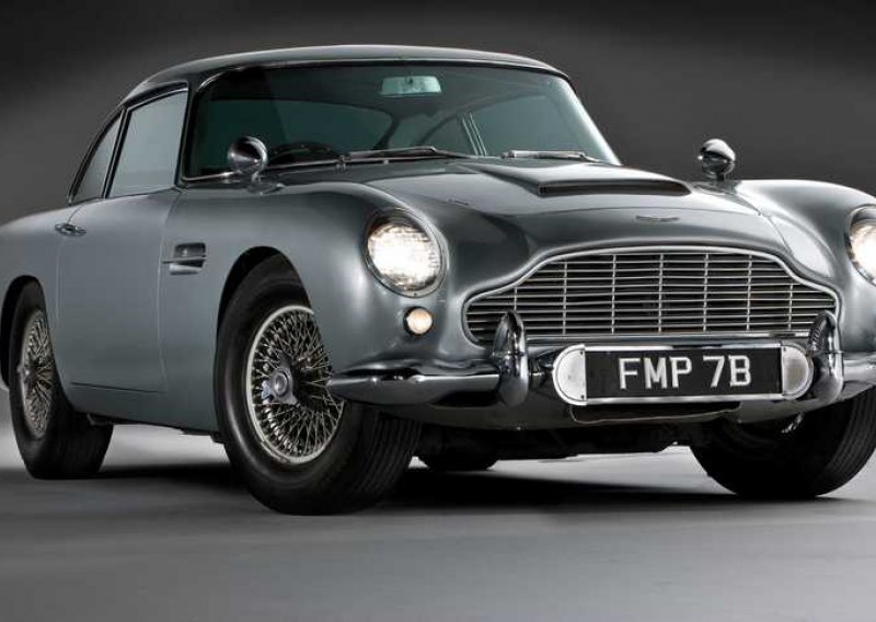 Skupa kuća i Aston Martin čine savršen život