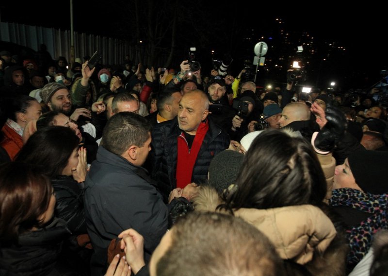 Bivši bugarski premijer Borisov pušten na slobodu, evo što je poručio