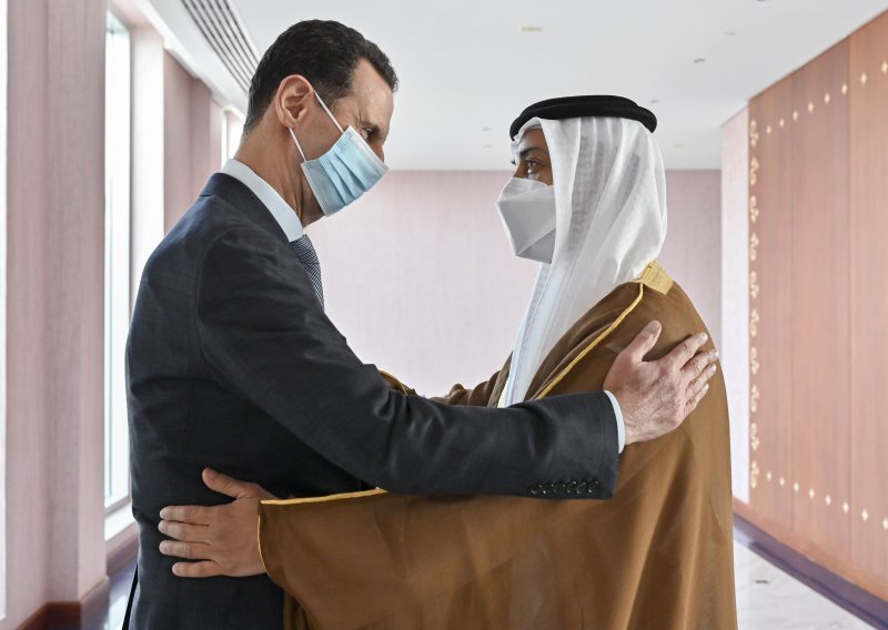 Assad u prvom posjetu nekoj arapskoj državi od početka rata 2011., oglasio se SAD