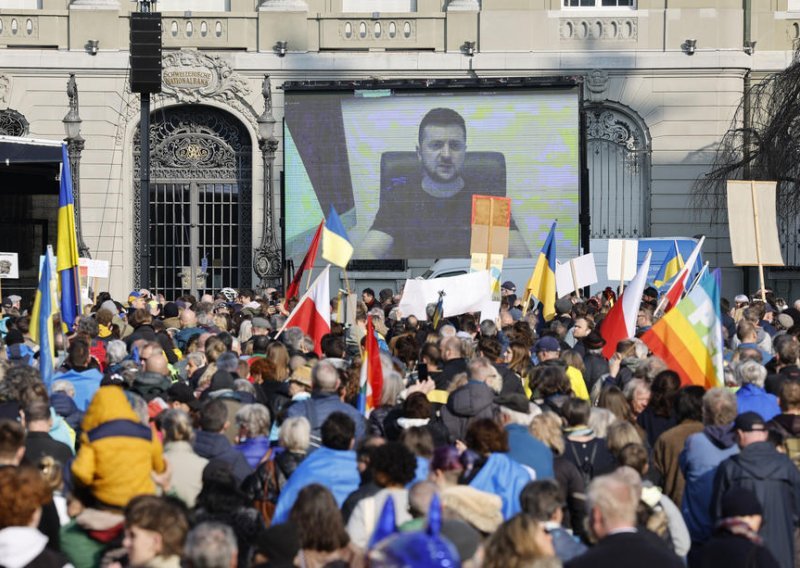 Zelenski pozvao Švicarsku da sankcionira ruske oligarhe