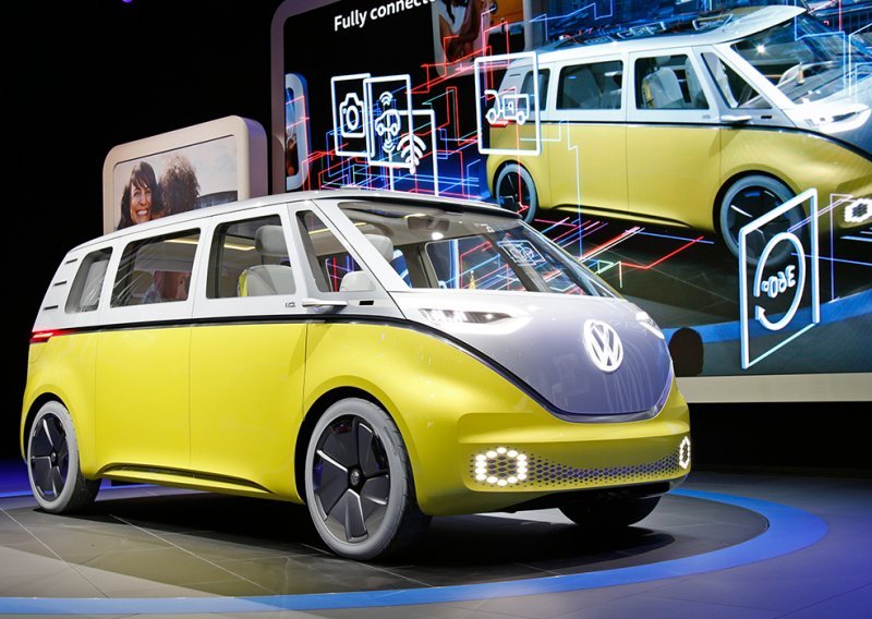 Volkswagen hippie kombi 2.0 ide na struju