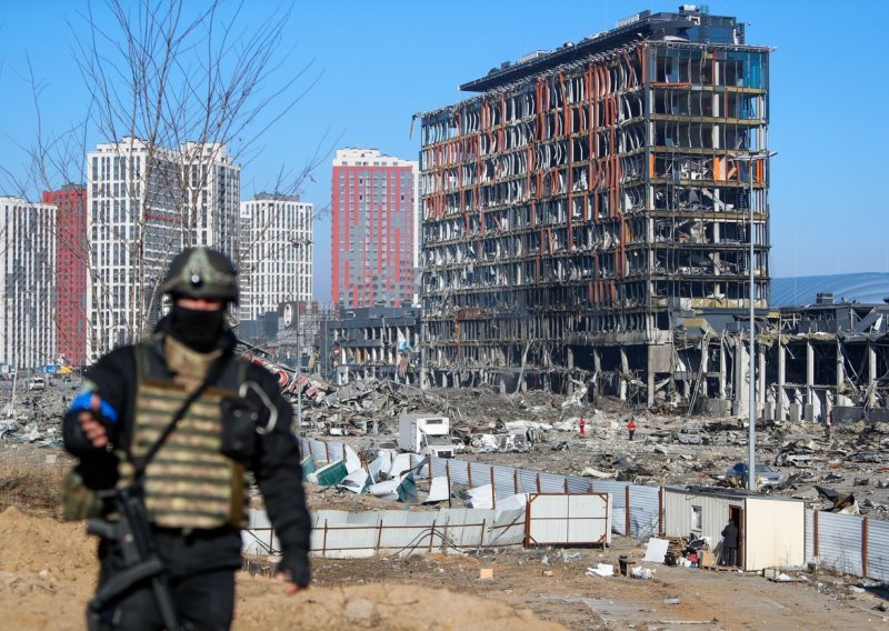 Borbe izvan Kijeva, ali ukrajinski glavni grad nije granatiran tijekom noći