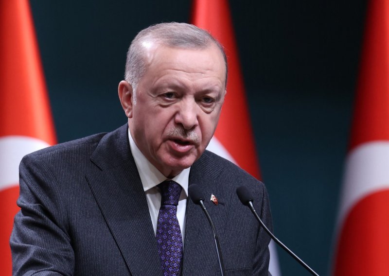 Erdogan: Pregovori u Istanbulu mogli bi utrti put sastanku čelnika Rusije i Ukrajine