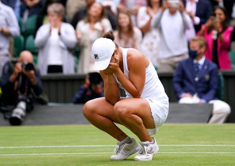 Prva tenisačica svijeta objavom šokirala svijet, ali i objasnila razloge takve odluke: Danas je za mene težak dan, pun emocija