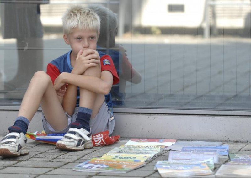 Nakon 12 godina  u Vojvodini tek četiri udžbenika na hrvatskom jeziku