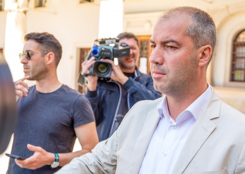 IDS pozvao gradonačelnika Zoričića da stavi mandat na raspolaganje