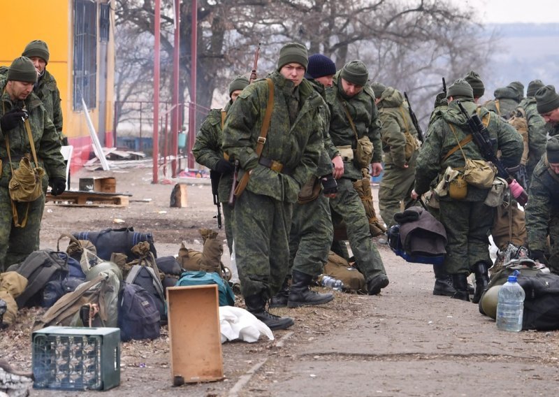 Ruske snage okružile Černihiv, stanovnici bez hrane i vode