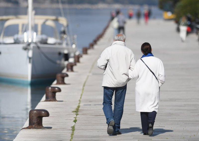 Sunčano je na početku tjedna, a onda slijedi velika promjena vremena: Pljuskovi, grmljavina, pad temperature