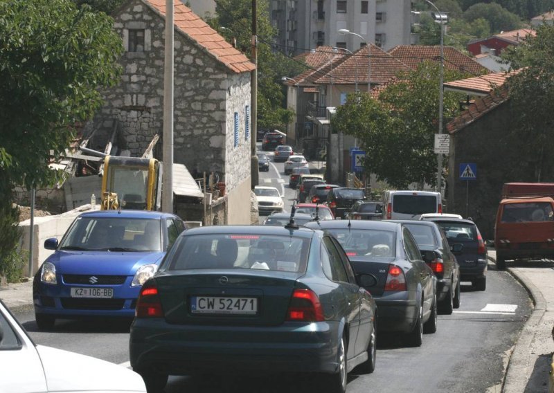 Potpuna prometna blokada Vrgorca