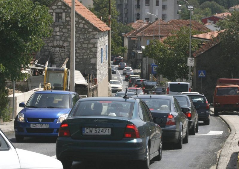 Potpuna prometna blokada Vrgorca