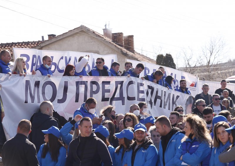 Srbija: Oporba optužuje Vučića za neregularne izborne uvjete