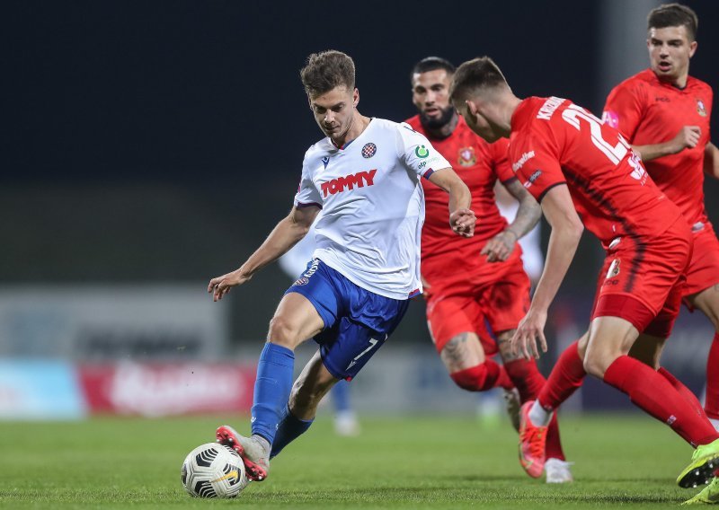 Hajduk nakon samo godinu dana prodaje švedskog napadača; stigao je besplatno, a 'bili' će sad zaraditi 100.000 eura