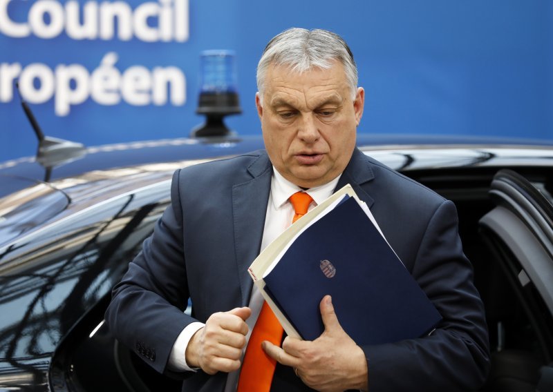 Pobijedi li Orban, Mađarska bi mogla ostati bez četvrtine radnog stanovništva