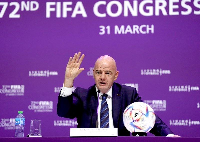 Fifa donijela odluku o suspenziji tri nogometna saveza, ali među njima nije Rusija čiji je predstavnik jasno rekao: Imamo pravo biti ovdje