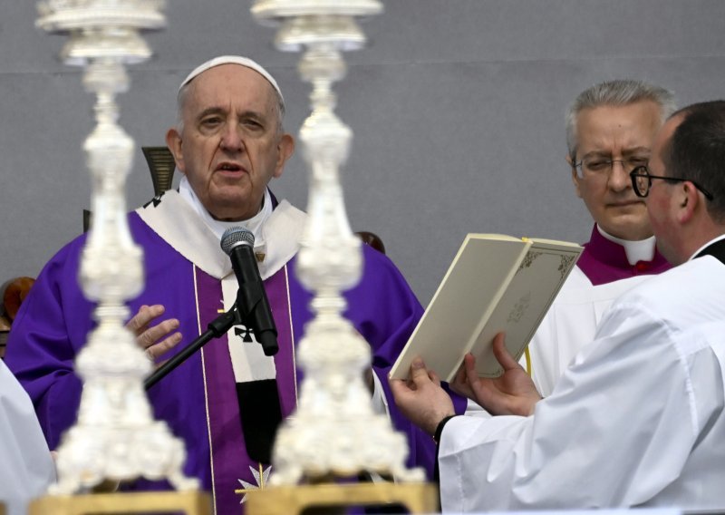 Papa poziva na uskršnje primirje u Ukrajini