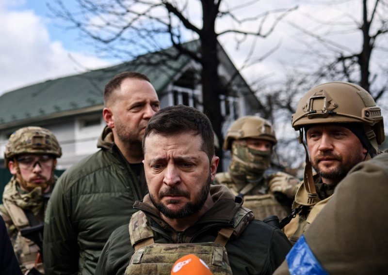 Zelenski Scholza tražio pomoć za Ukrajinu, želi zabranu uvozu rukog plina