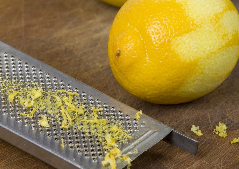 Znate li za što sve možete upotrijebiti koru limuna i naranče?