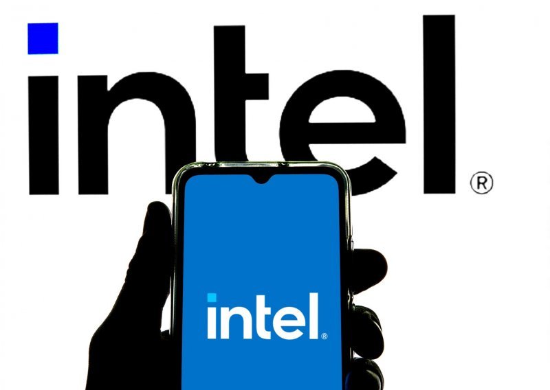 Tvrtka Intel prekinula poslovanje u Rusiji