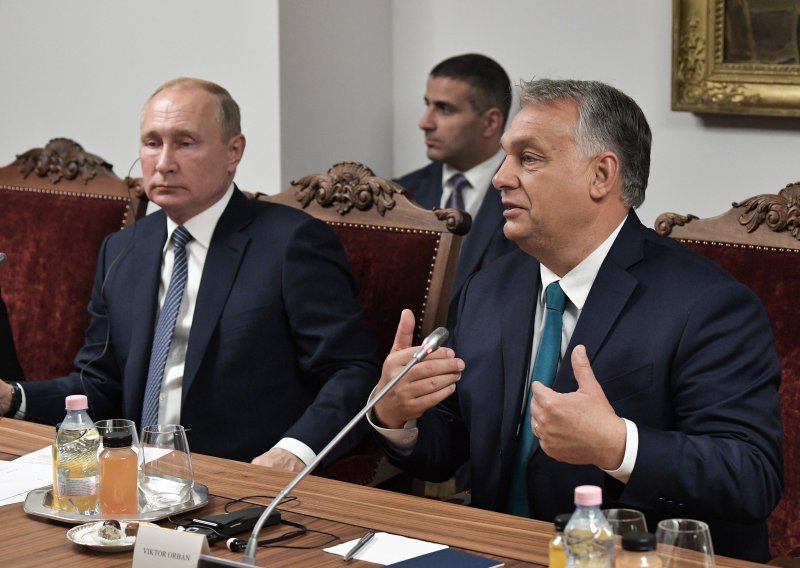 Orban pozvao Putina u Budimpeštu na hitan sastanak sa Zelenskim, Macronom i Scholzom