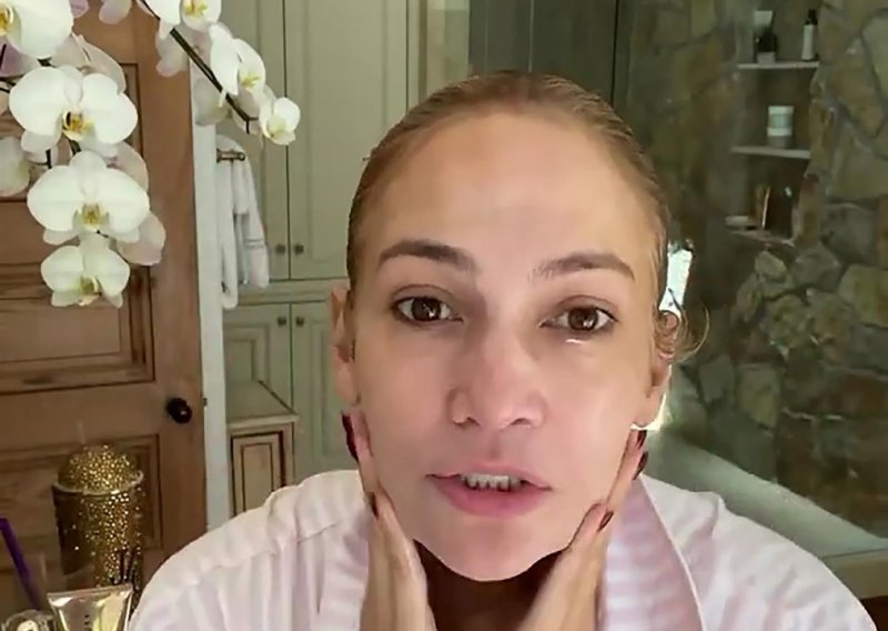 Jennifer Lopez otkrila čemu duguje mladolik izgled u pedesetima: 'Ovo sam ja bez ikakvog filtera, to je moje lice'