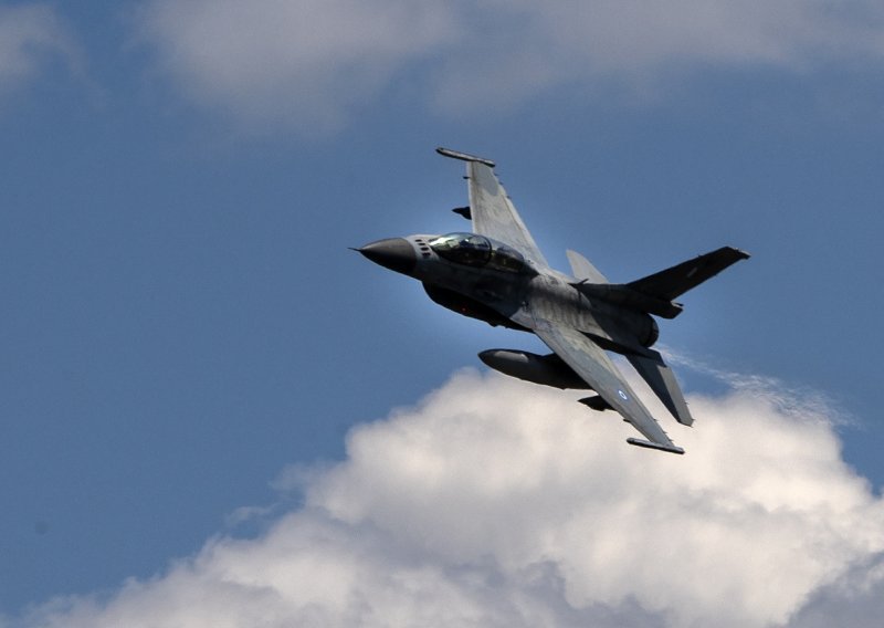 SAD je prodao Bugarskoj osam aviona F-16, ali to neće znatno ojačati istočno krilo NATO-a. Evo i zašto