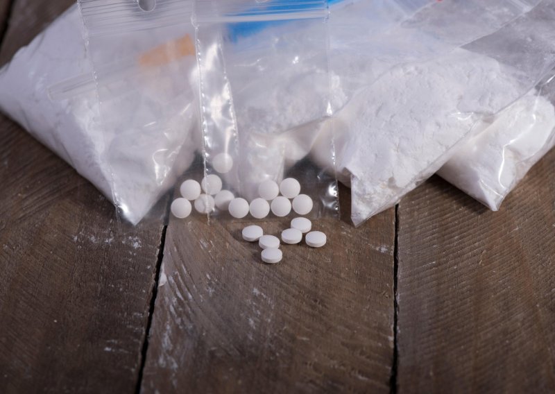 Splitska policija od dvojice dilera zaplijenila od heroina do halucinogenih gljiva
