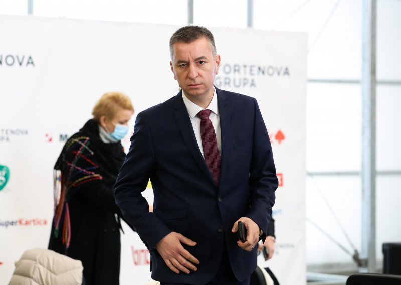 Veliko preuzimanje: Ruski Sberbank svoj udio u Fortenovi prodao Mađarima