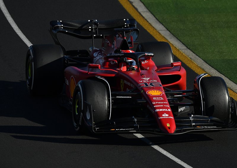 [FOTO] Ferrari slavi! Leclerc najbrži u Australiji, Hamilton opet bez postolja, a katastrofa za prvaka Verstappena