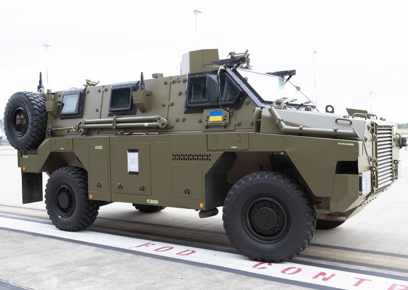 [FOTO/VIDEO] Australija donirala Ukrajini 20 Bushmastera: Donosimo sve detalje o ovom oklopnom vozilu