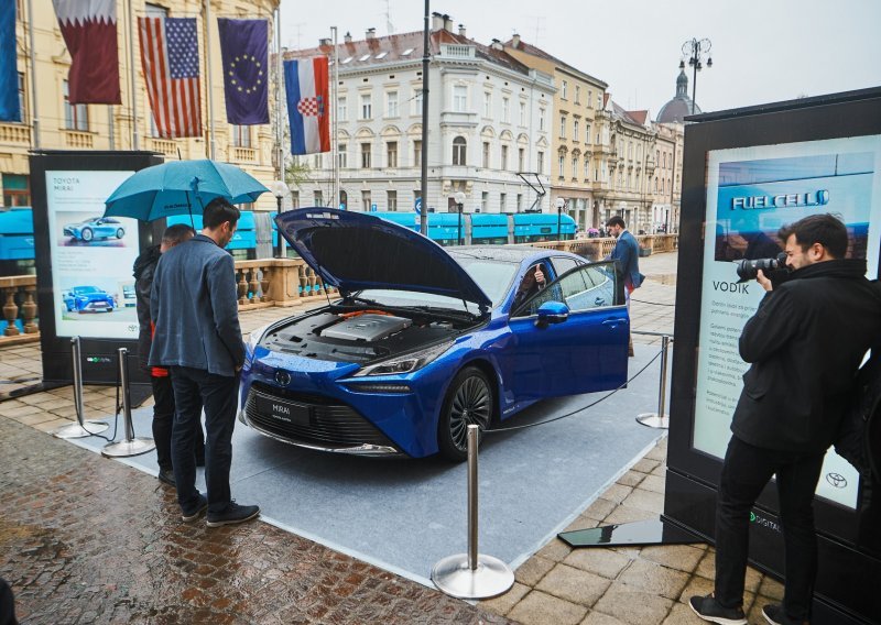 [FOTO/VIDEO] Tjedan vodikovih tehnologija u Zagrebu: Toyota Mirai druge generacije podiže tehnologiju FCEV na višu razinu