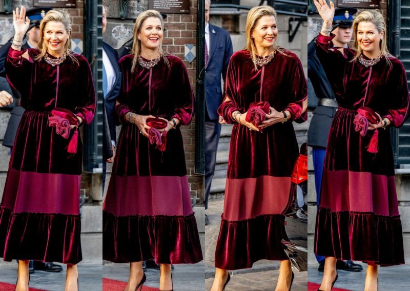 Raskošna kreacija od mekog baršuna u boji burgundca kao stvorena je za nizozemsku kraljicu