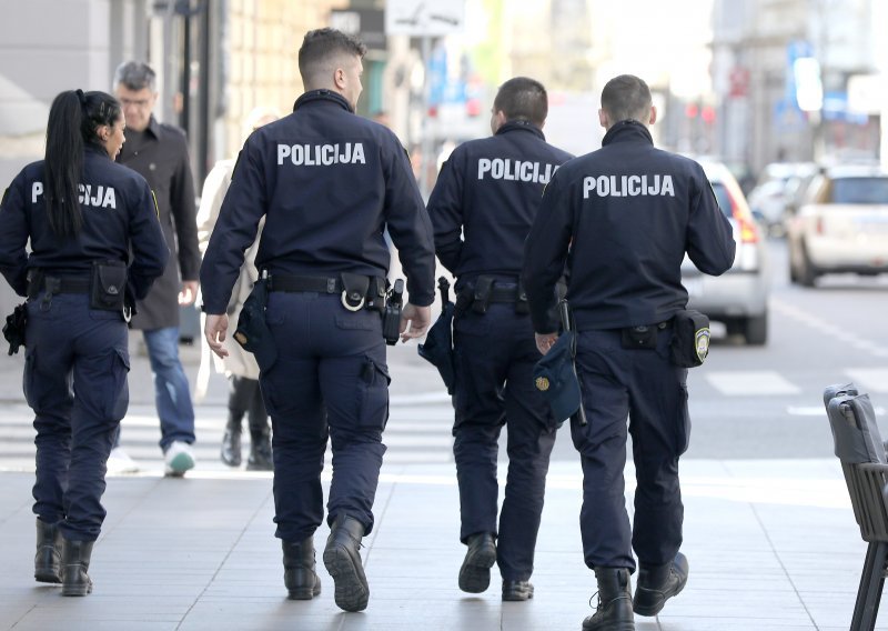 Mladića u Splitu u stanu premlatio nepoznati muškarac, teško je ozlijeđen