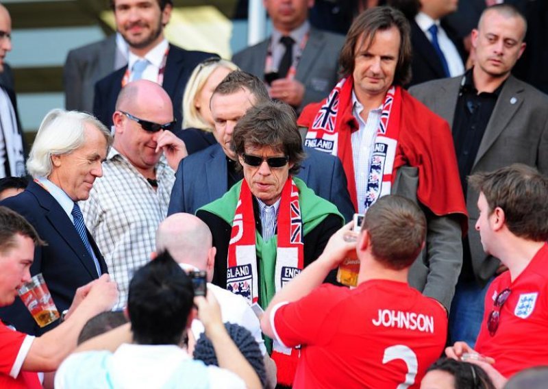Mick Jagger i još 200 slavnih pozivaju Škote na ostanak u UK