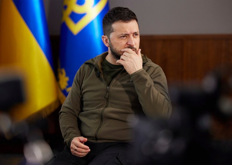 Zelenski: 'Ukrajina bi se mogla povući iz mirovnih pregovora zbog Mariupolja'