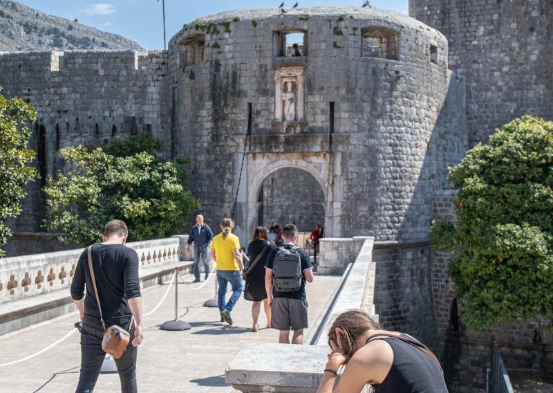 U prva tri mjeseca u smještajima boravilo 120 posto više turista nego lani