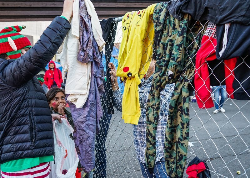 SAD u ožujku na granici s Meksikom uhitio rekordnih 210.000 migranata
