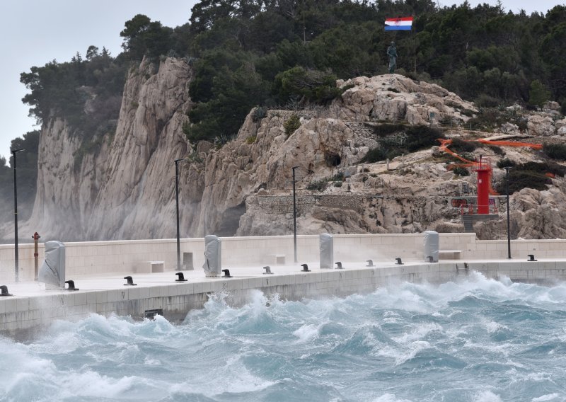 Uskršnja nedjelja u znaku jakog i olujnog vjetra