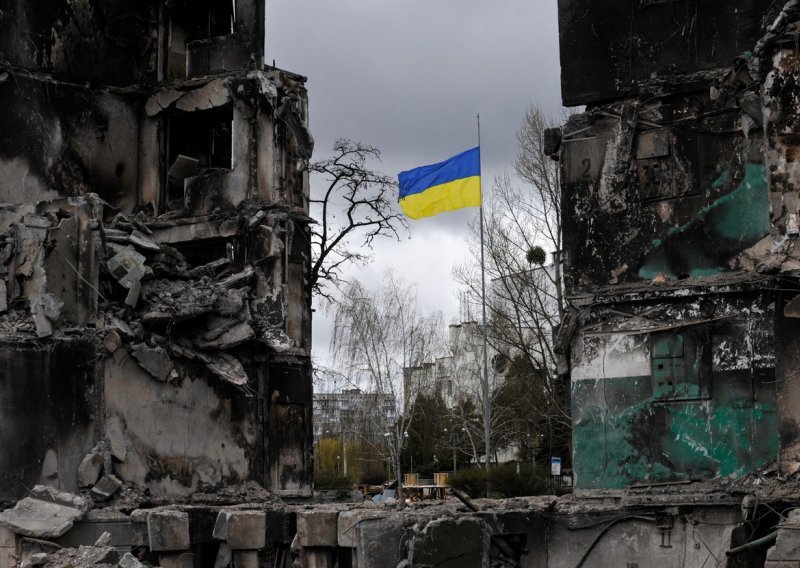 [VIDEO] Sirene za zračne napade oglasile se u većem dijelu Ukrajine, eksplozije odjekivale Kijevom
