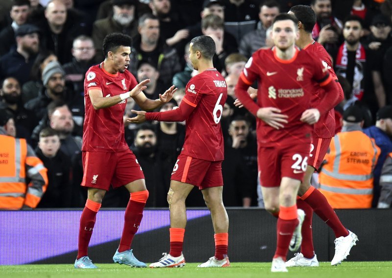 [FOTO] Liverpool je na vrhu, ali pamte se Maneova asistencija u Modrićevom stilu i podrška navijača Redsa Cristianu Ronaldu