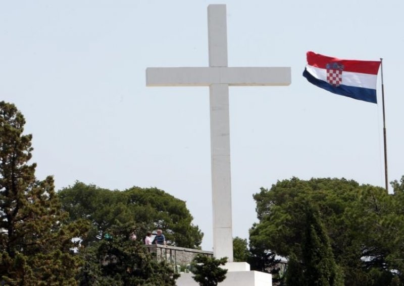 Nevjerojatni podaci o sječi stabala na splitskom Marjanu!