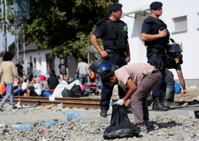Policija usporava ulazak izbjeglica u Hrvatsku, Slovenija obustavila prihvat
